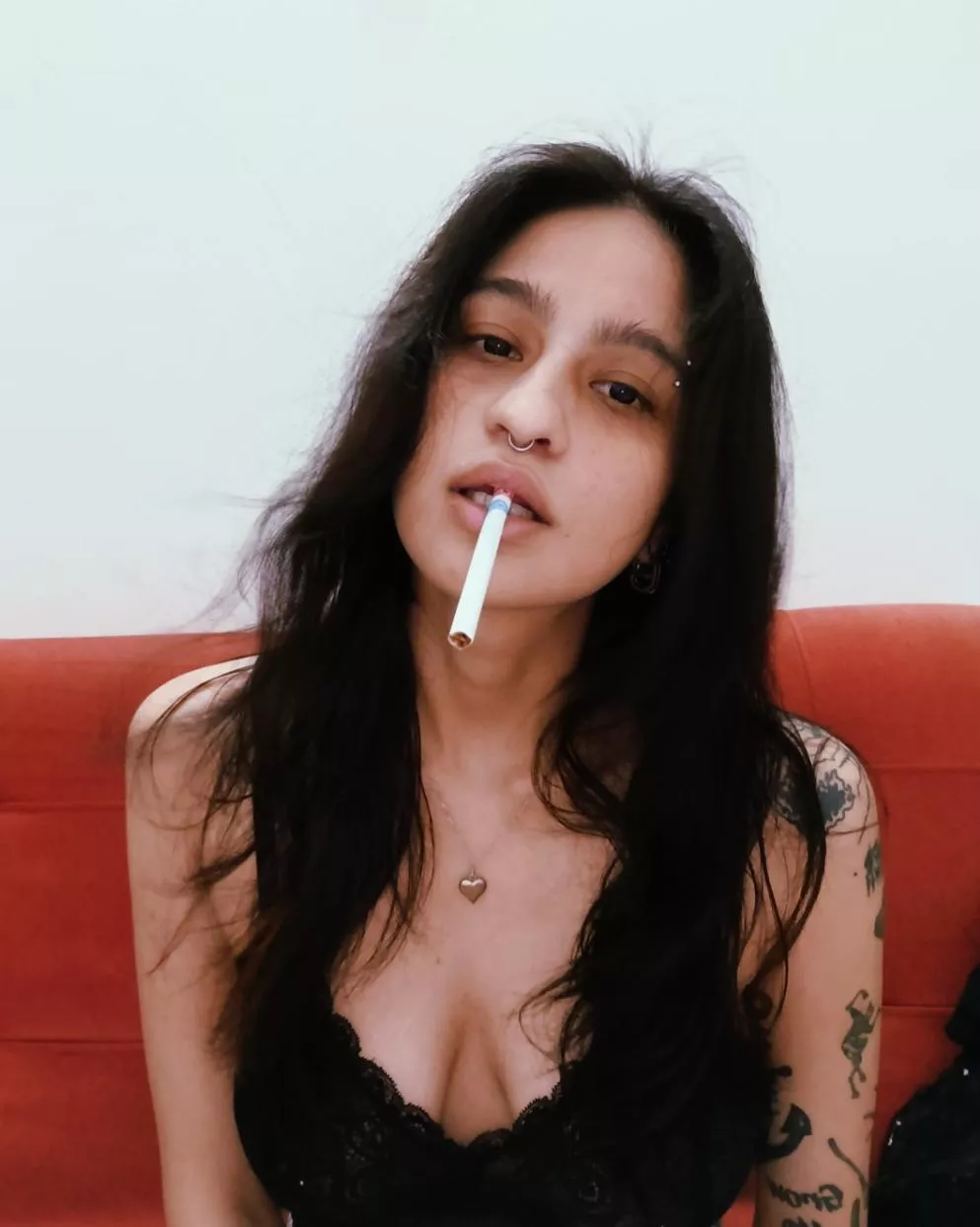 From 1 to 10 how much would you rate this pic?😊🚬 posted by itseripx