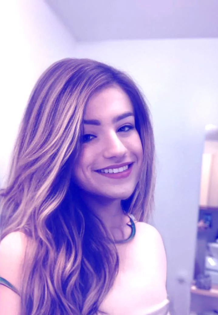 Haii 🫣 posted by femanon12345