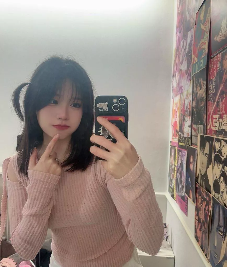 Hi there! n.n posted by PhotoWorth