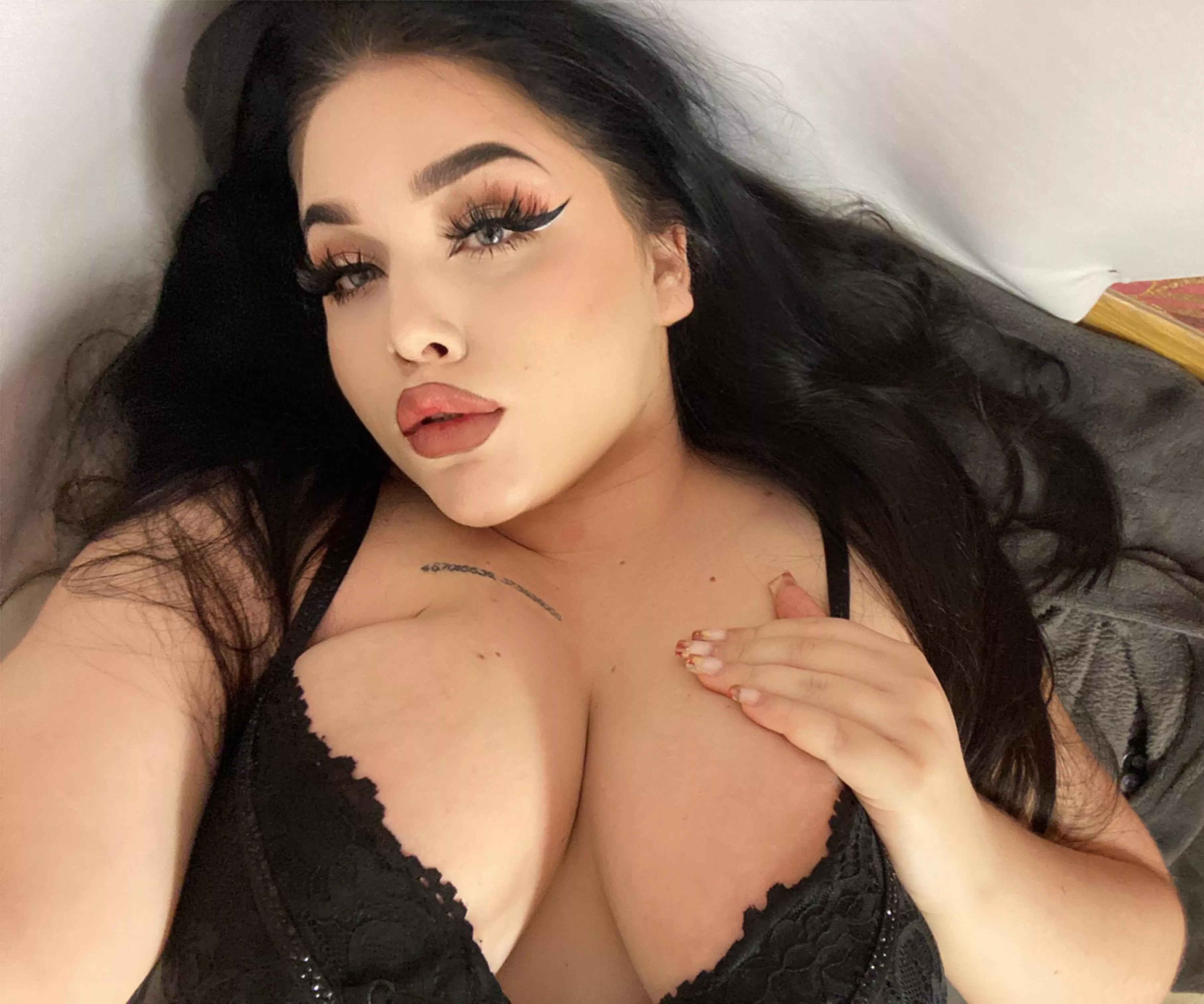 I can be your good luck charm posted by Yello-