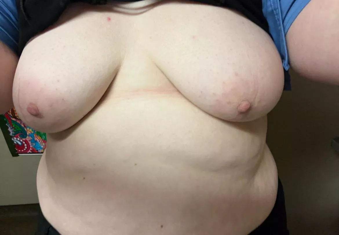 I love sneaking into the bathroom at work to show off posted by IntelligentPoetry991