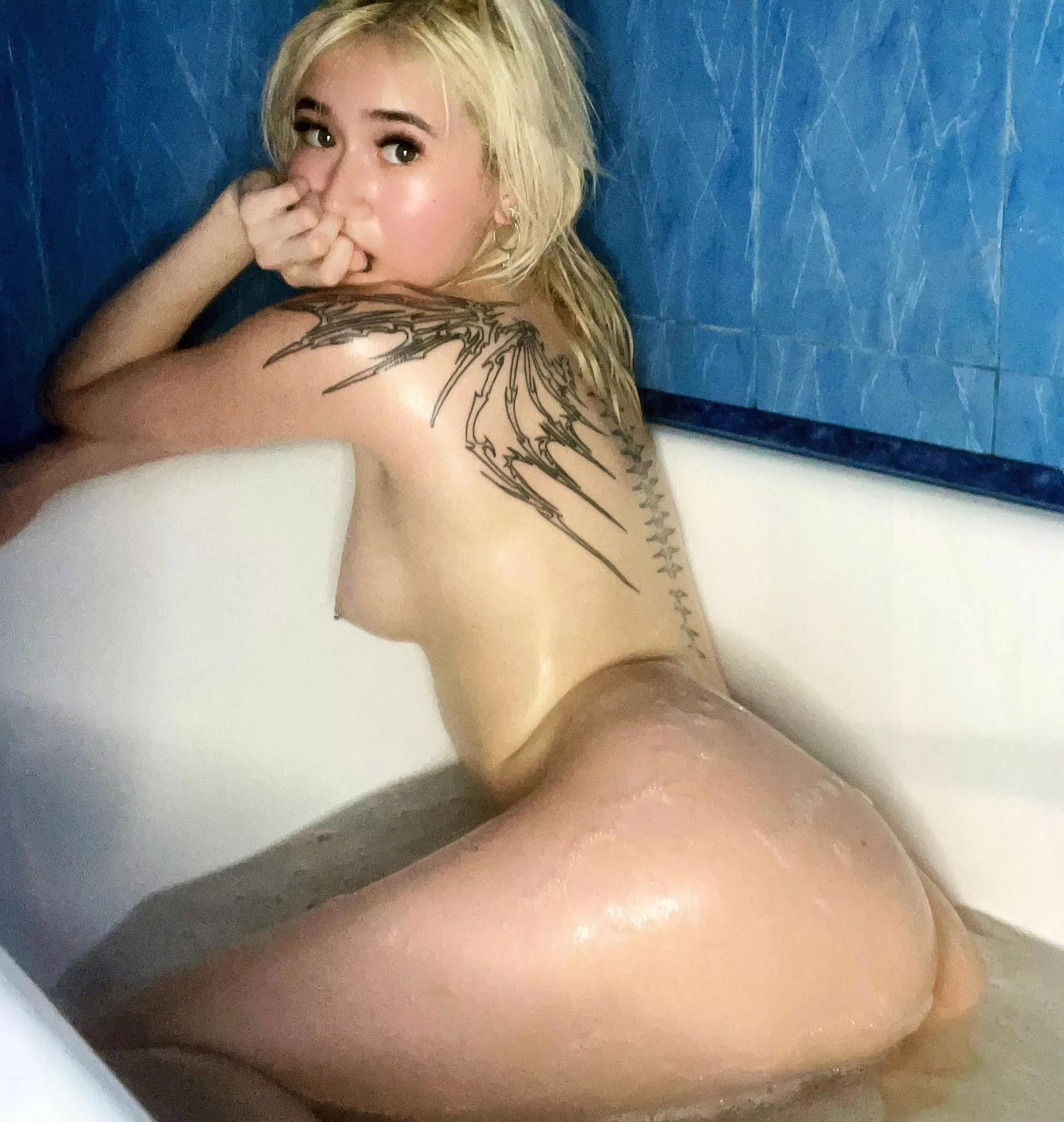 I'm overflowing with sinful ideas posted by Spofye