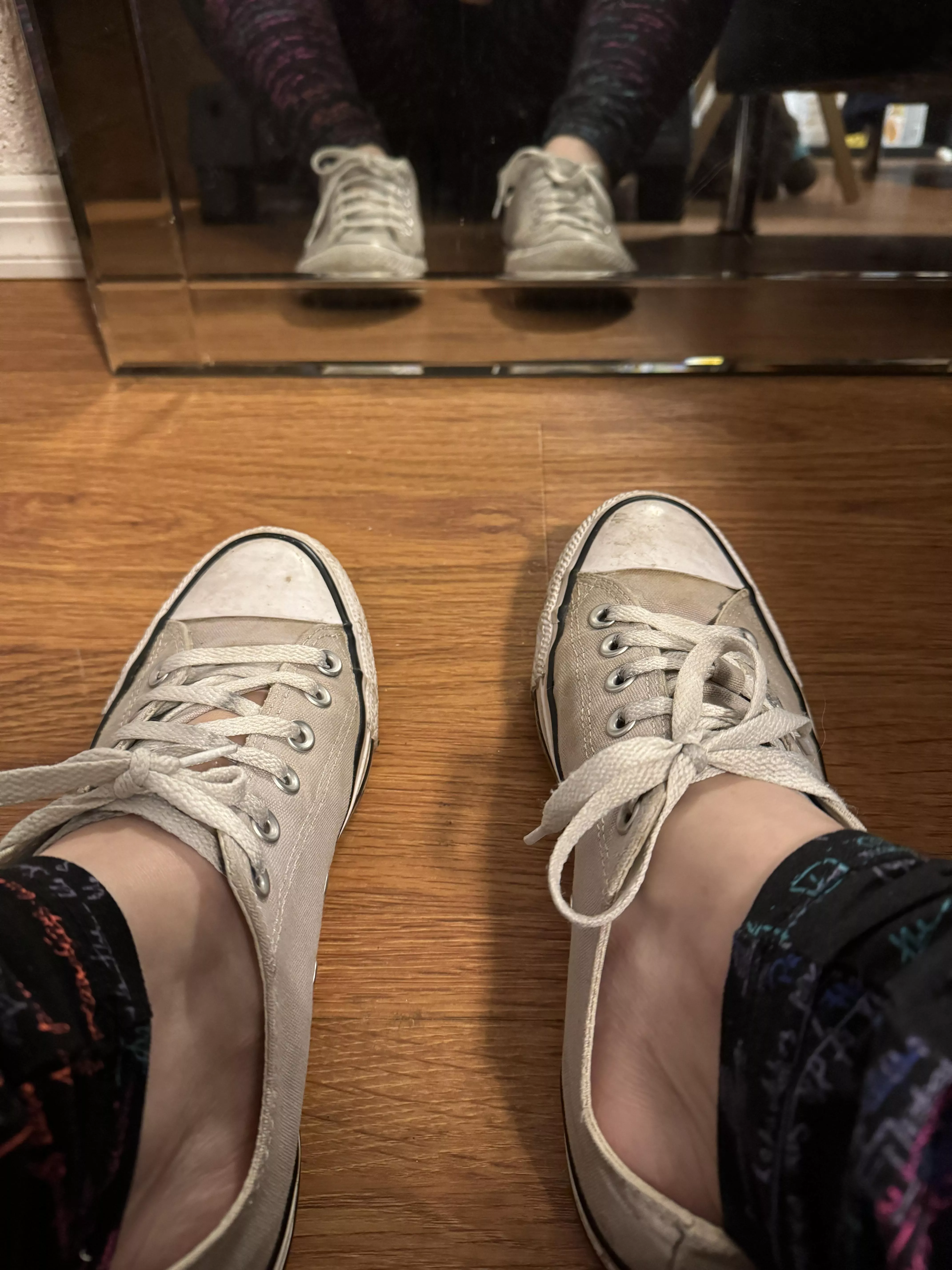 It’s always time for photos in chucks  posted by artemysmistress