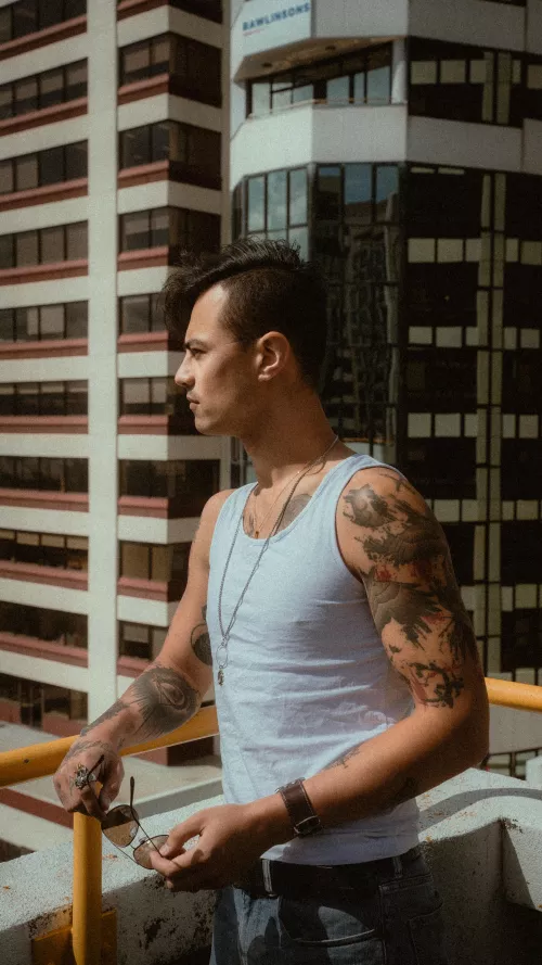 Loving the retro vibes that this picture gives off. Hope everyone has an amazing weekend  by Damon_Haze