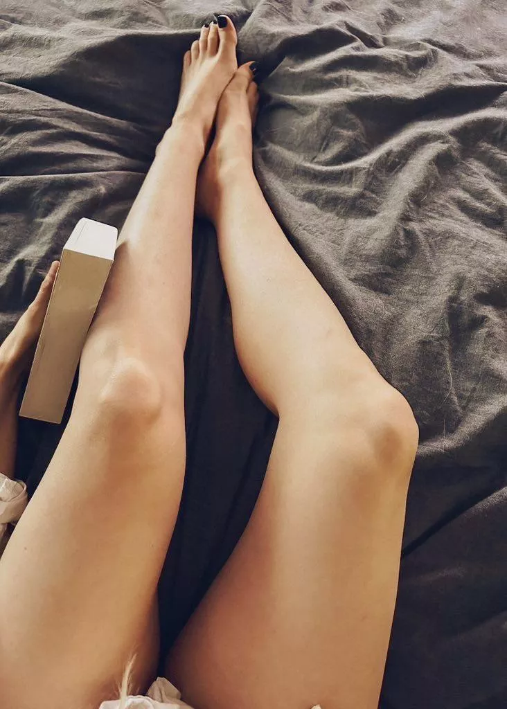 My long legs even turn me on  posted by IvyUntamed