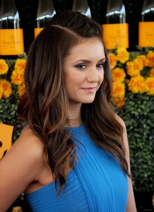 Nina Dobrev by oblique_shockwave