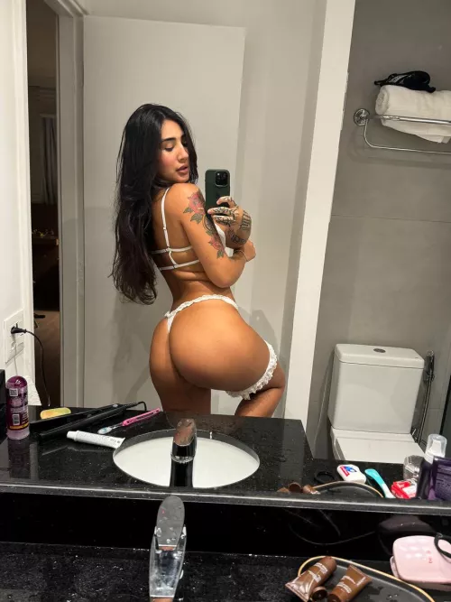 please rate my ass by flower_ivy