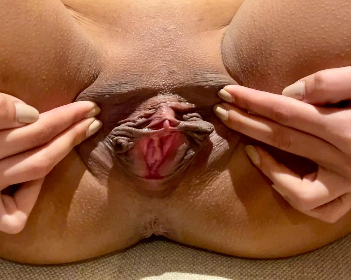 Rate my fuckhole posted by magik8261