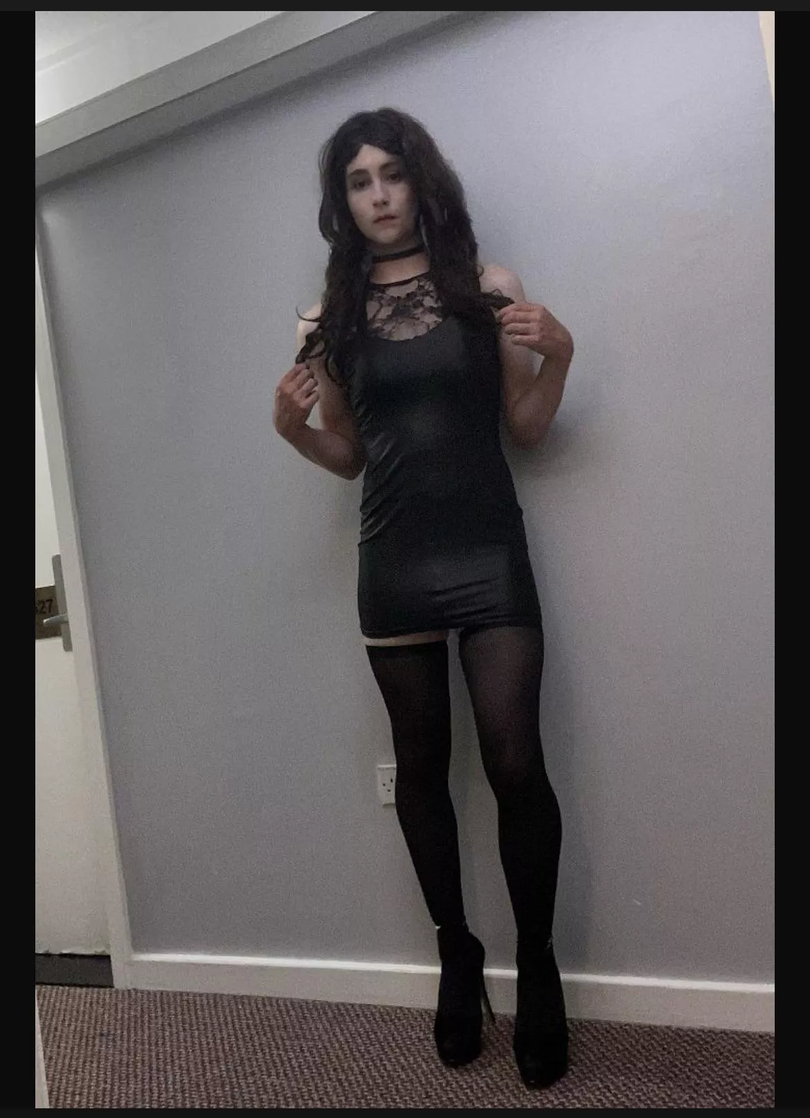 Semi-public sissification posted by Georgie-Mae