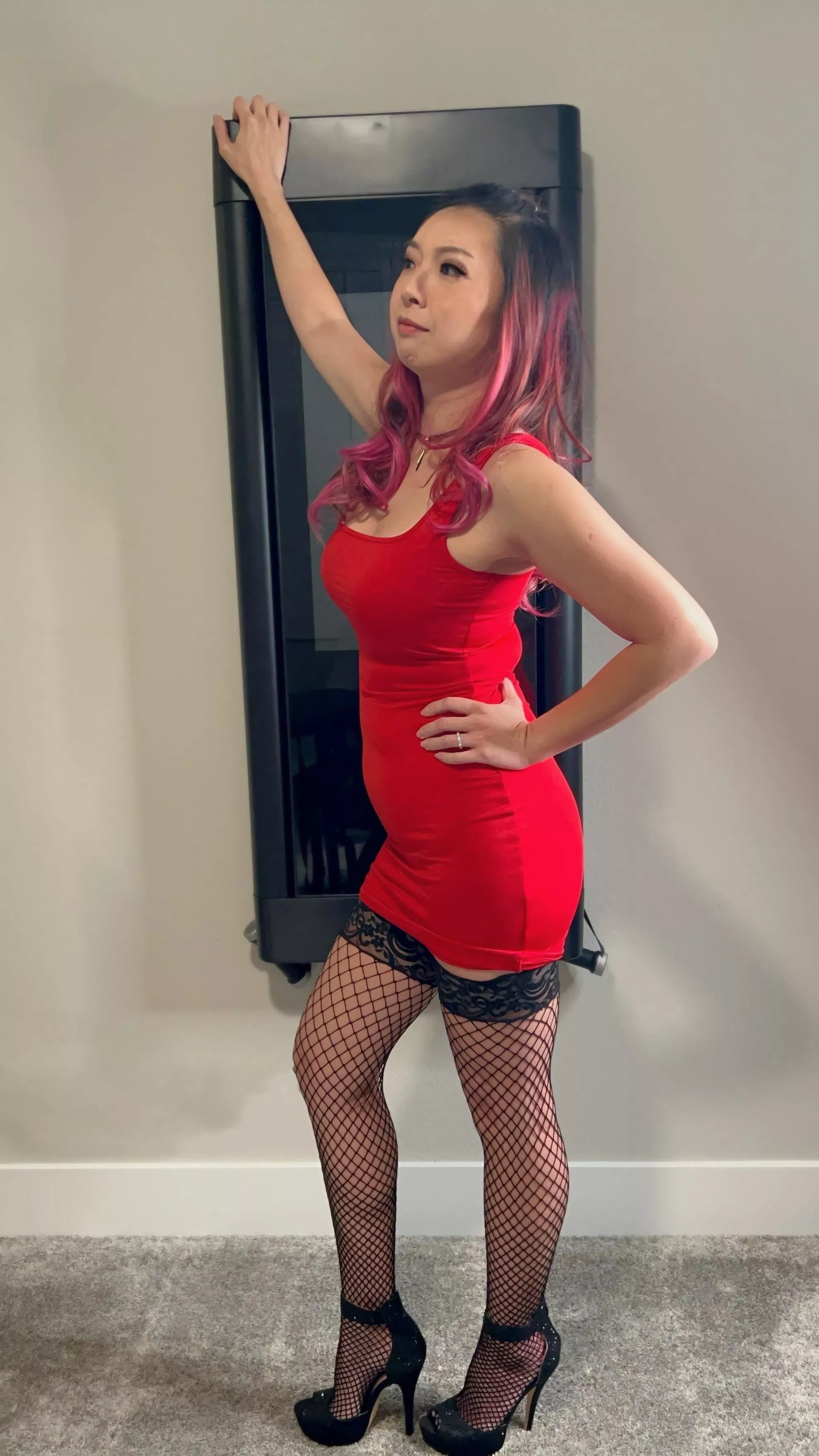 Thigh highs and heels with no panties posted by MoniqueMae1