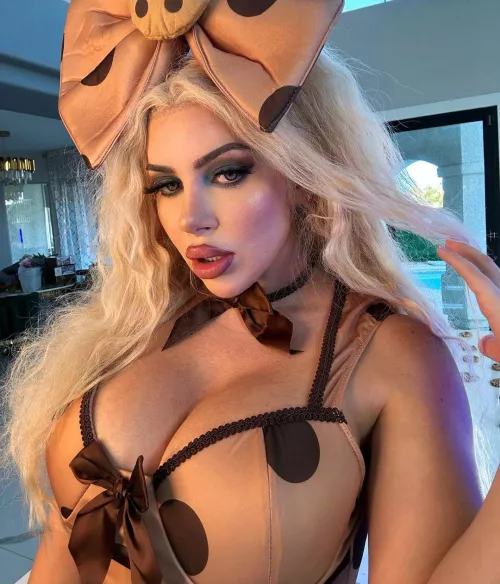 What will you do to this slutty girl by heyamandaaaaa