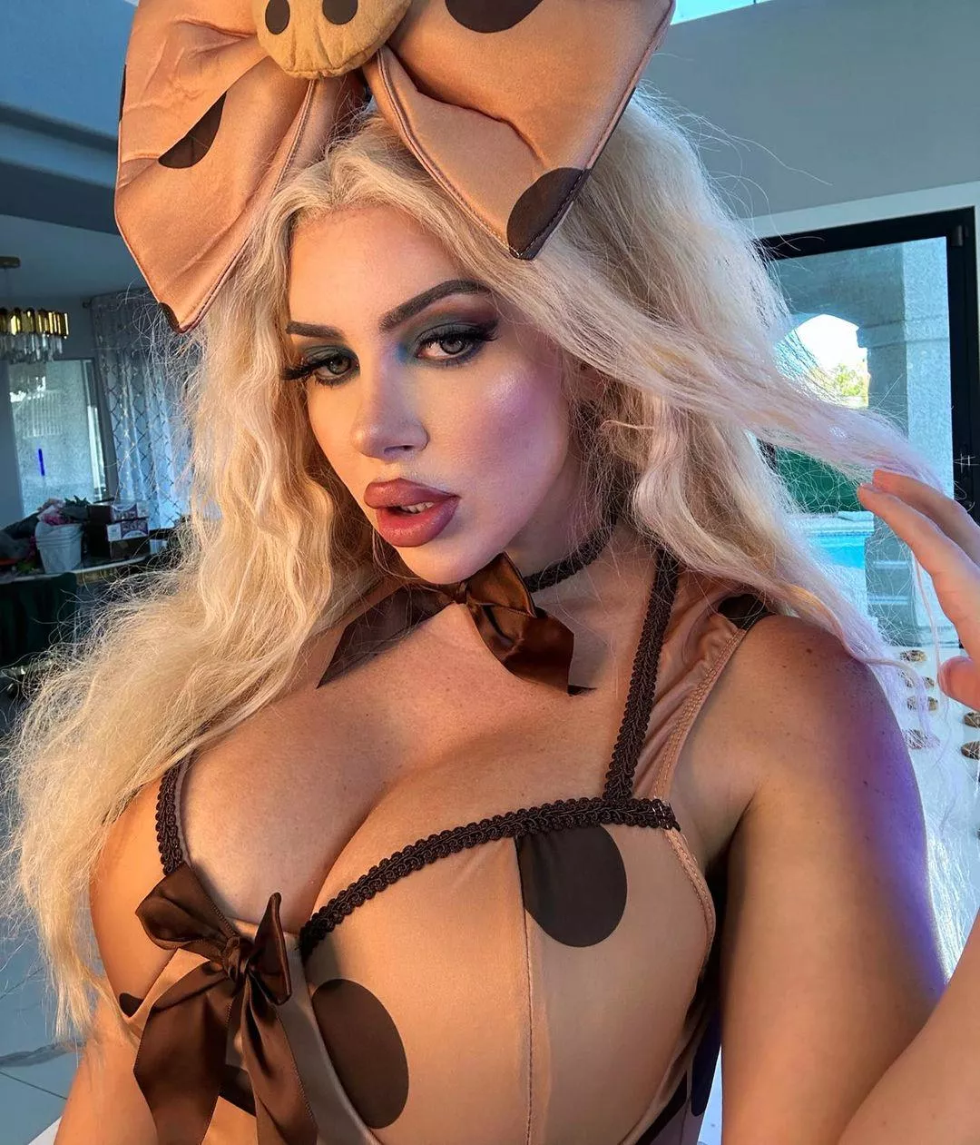 What will you do to this slutty girl posted by heyamandaaaaa