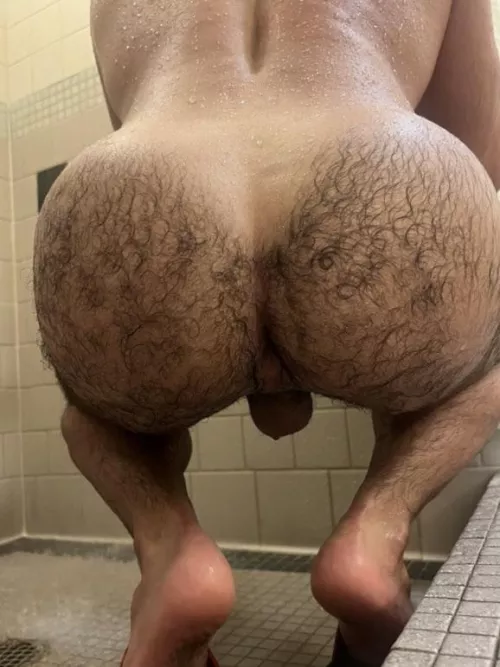 Wish you walked in on me in the gym showers 🙈 by ExtensFee