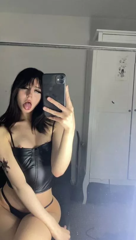2005 ahegao, smash or pass? posted by TroubleMajestic179
