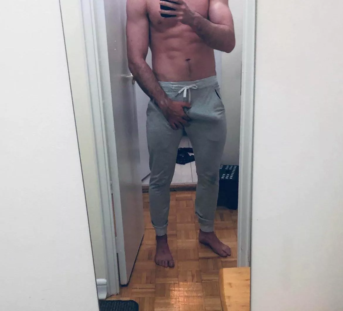 [26] always wanted an older bro posted by jd8821