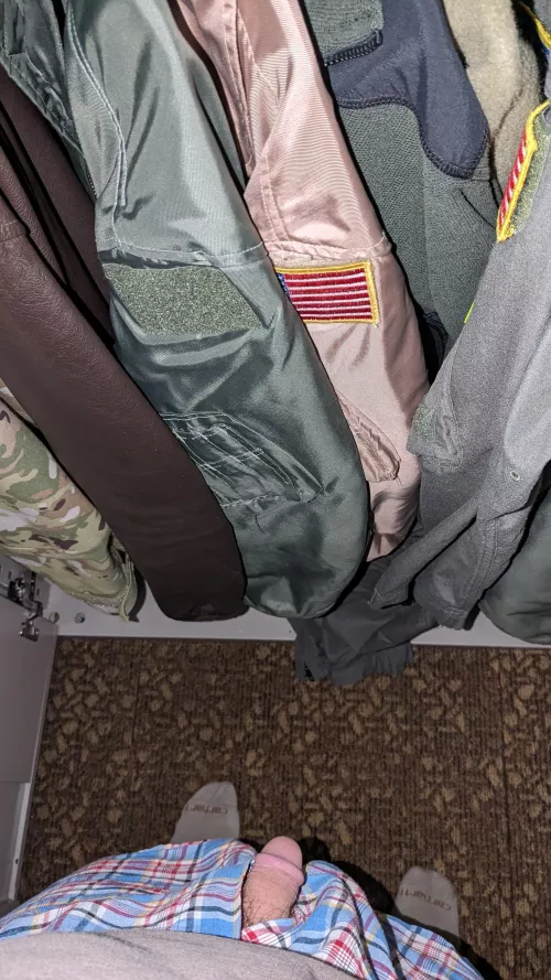 [43] Daylight savings time had me running late today.  I had to change at work. by galaxyeng8899