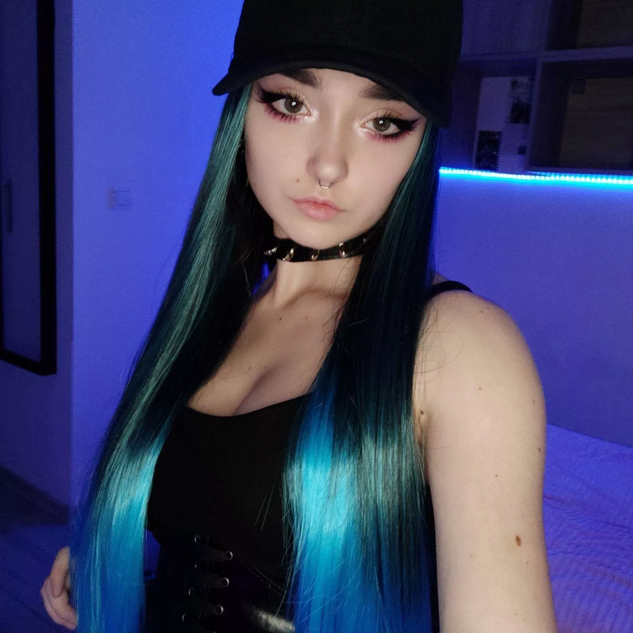 Am I your type? posted by EBAHLITA