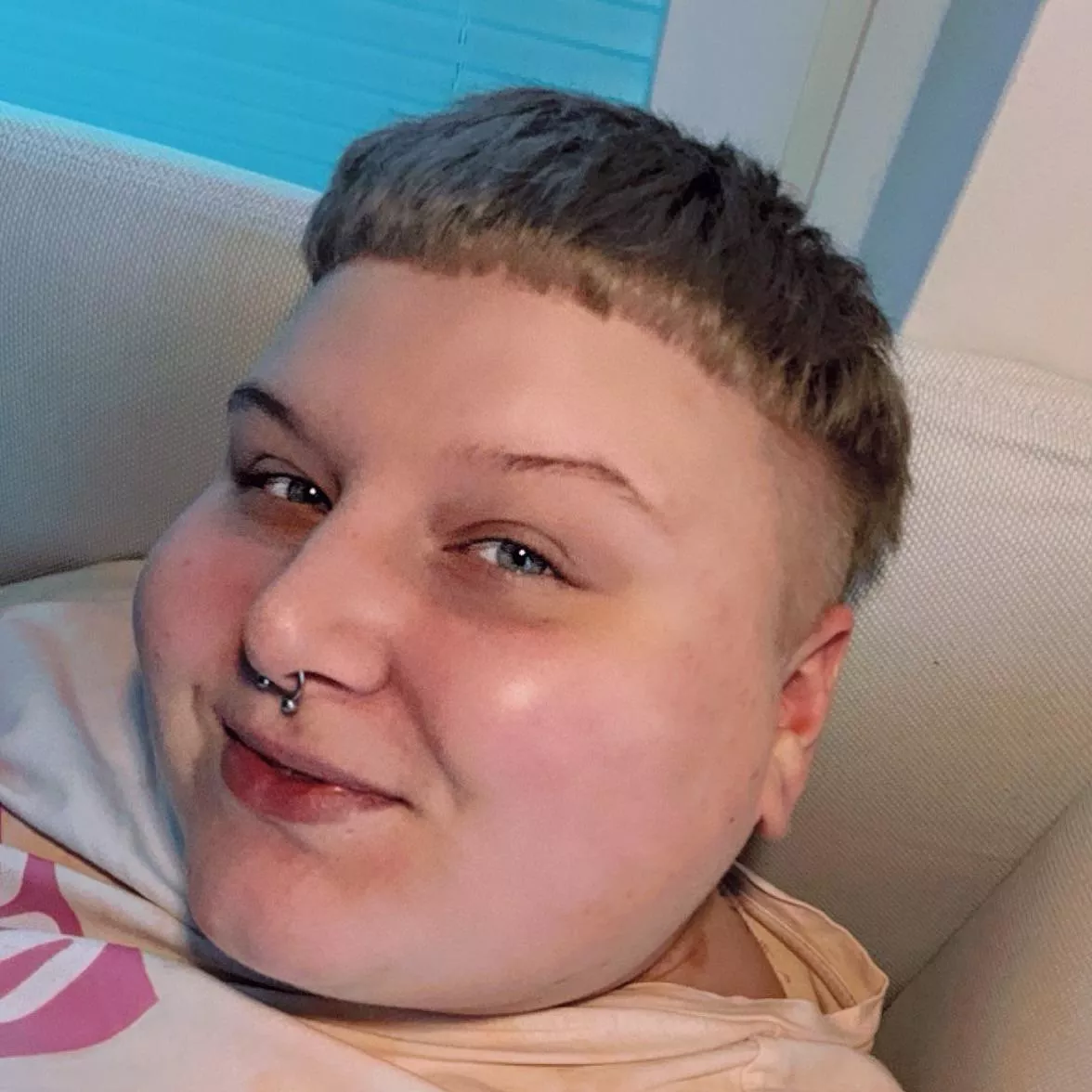 Apex and Genshin 🇫🇮 posted by Eastern-Glove-3388