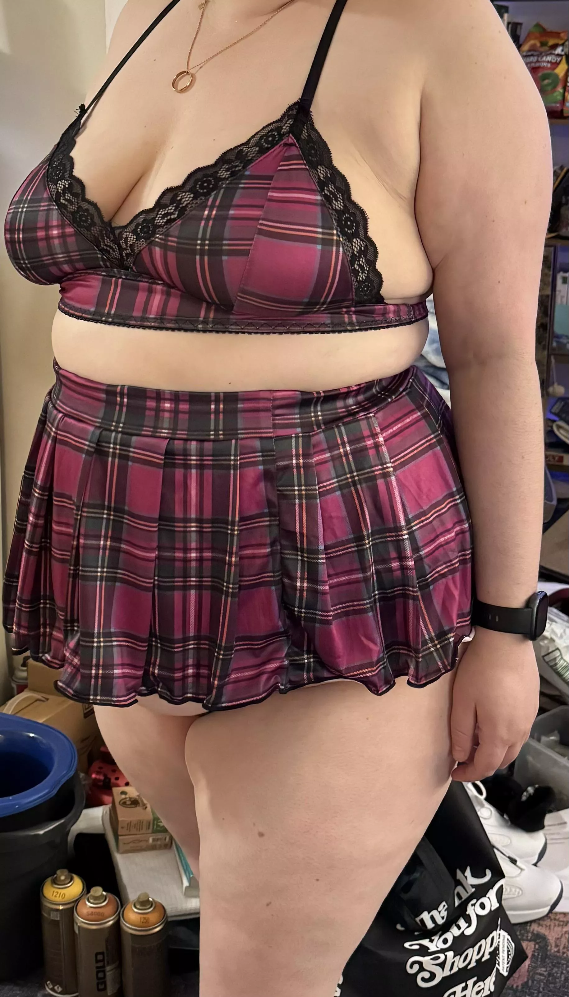 BBW School Girl 🤣 posted by TigOleBitties4206