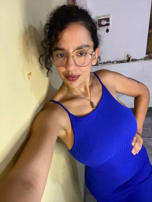 classy blue by gabby_stimulus