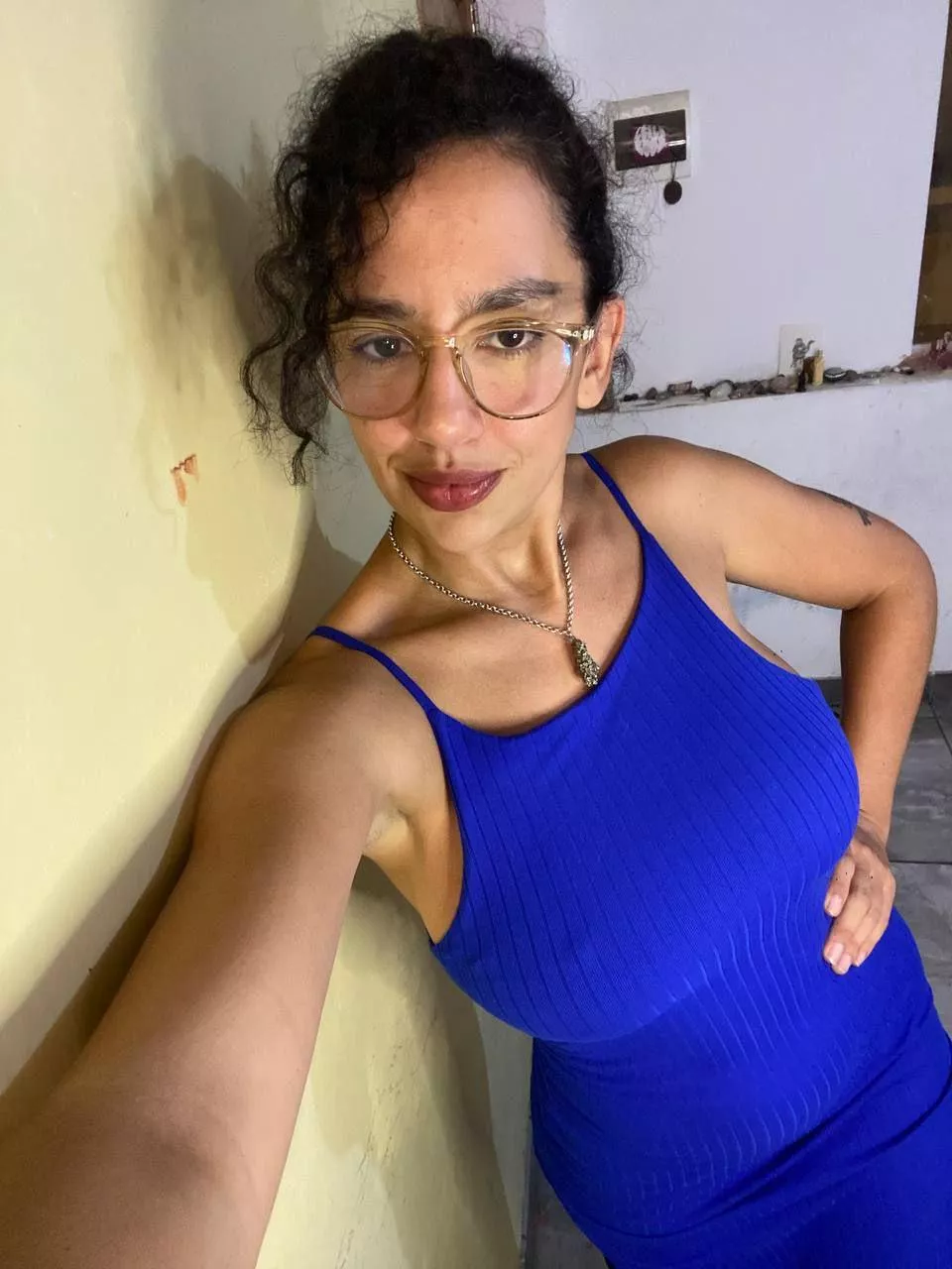 classy blue posted by gabby_stimulus