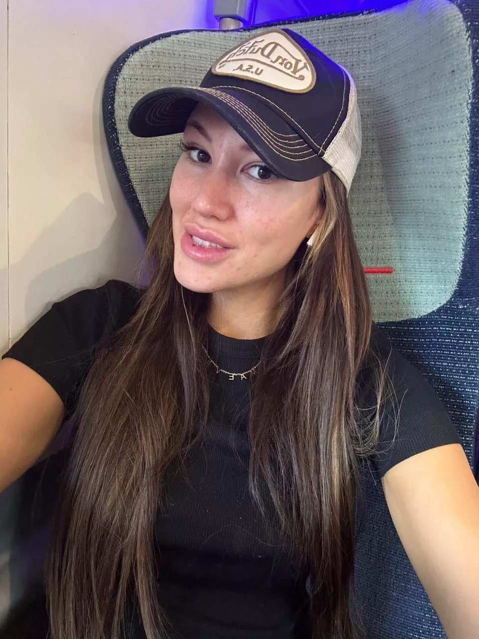 Classy girl in hat posted by SufficientSail4615