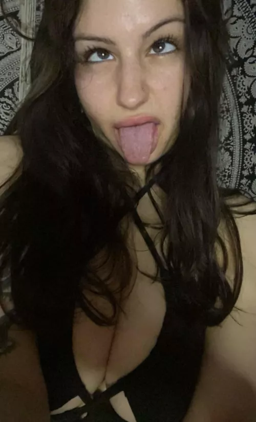 Created the perfect cum target practice ;)) by Nightmxree