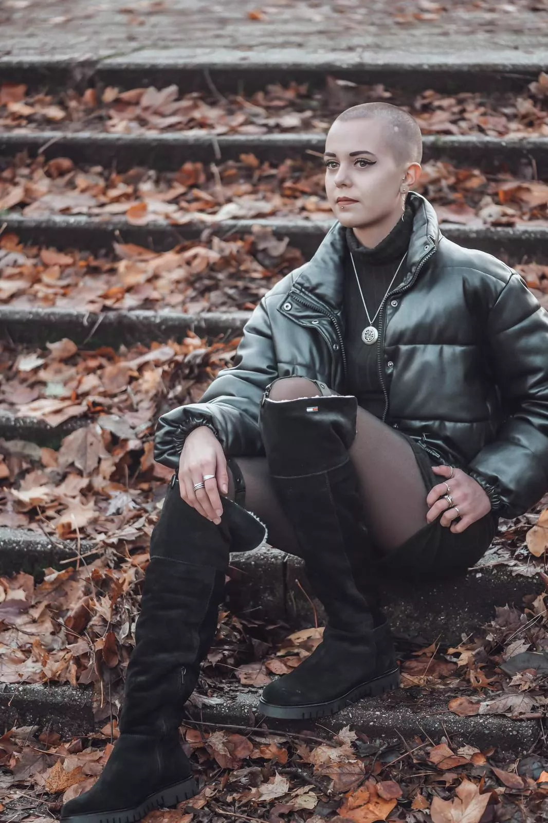 Ella posted by Lipstick_lovere