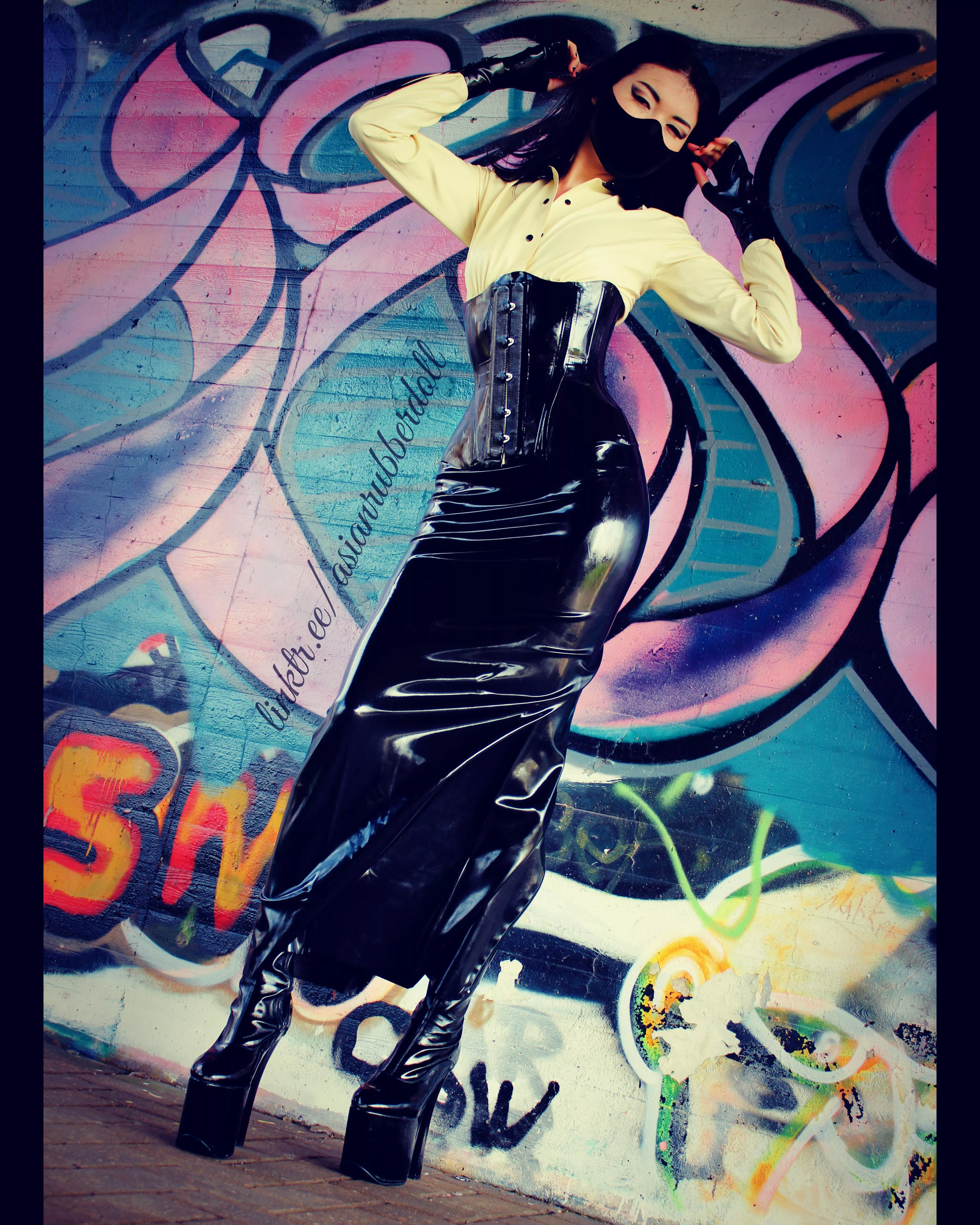 Enjoying the spring 🌱 posted by latex-desire