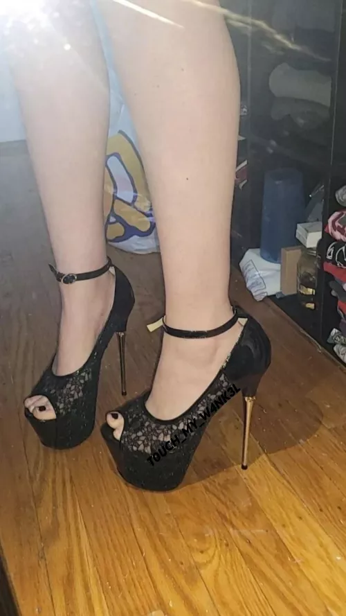 Fiance's heels by T0UCH_MY_W4NK3L