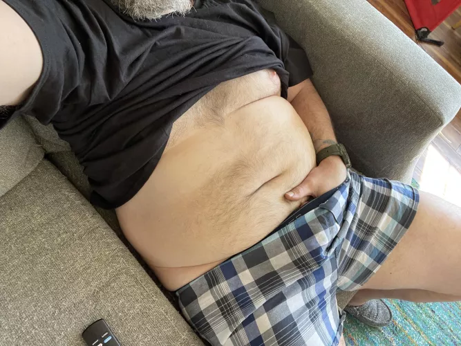 First post here. by ithrts2bhppy