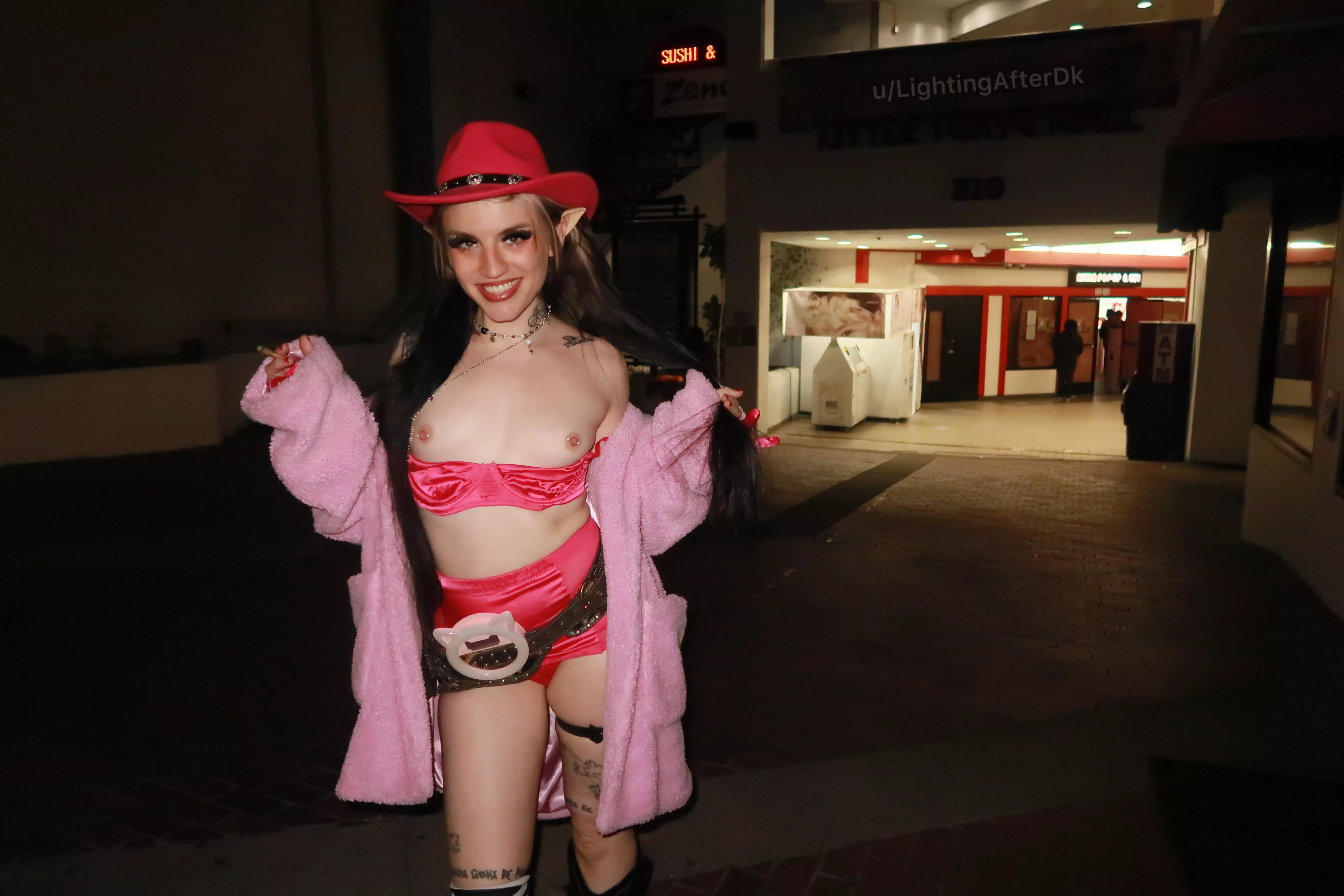 Flashing after the Hentai Rave last night in DTLA posted by LightingAfterDk