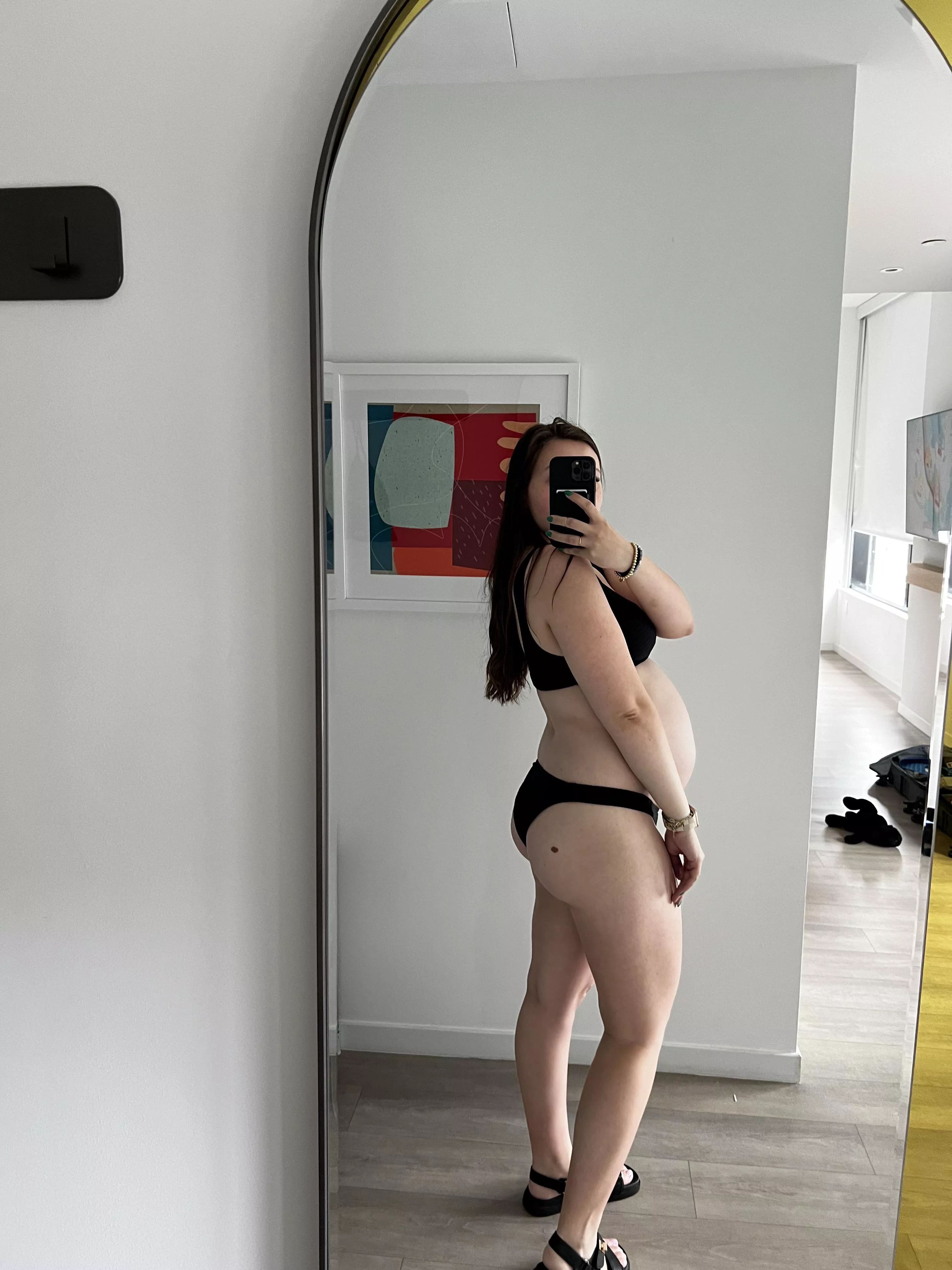 Going to the beach to get some attention 🤪 posted by slutadrianaxoxo