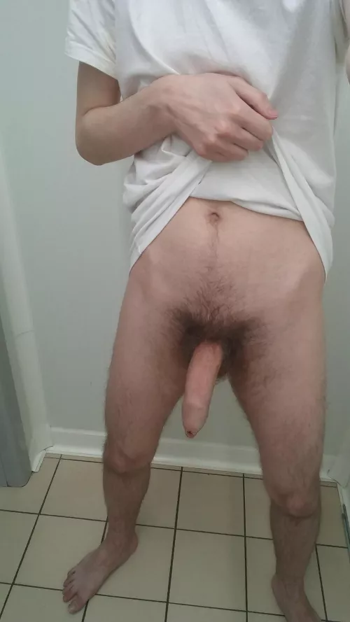 Got a little treat for you, if you were nice by Valley_of_pandas