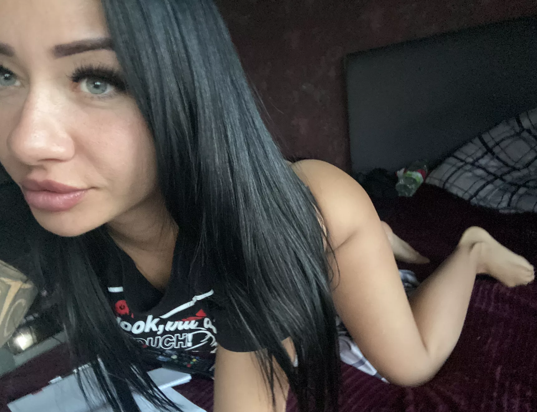 grab my neck and fuck me 😈 [wbo oc] posted by Minimum_Requirement2