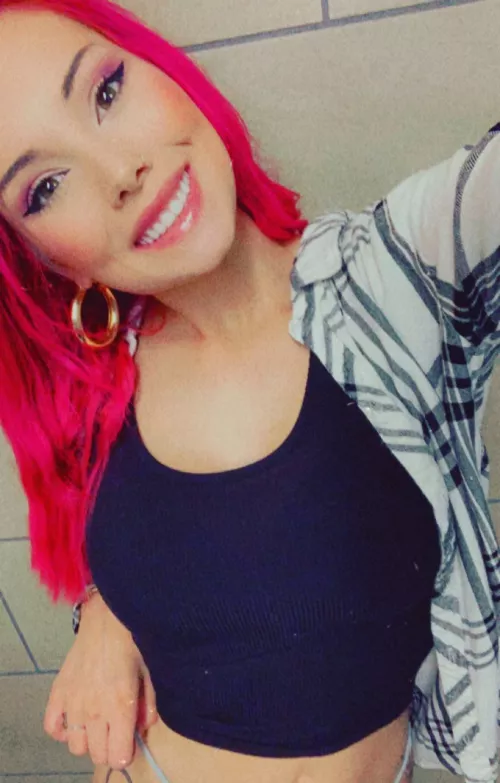 Had to crop this crop a bit! by NoelJade