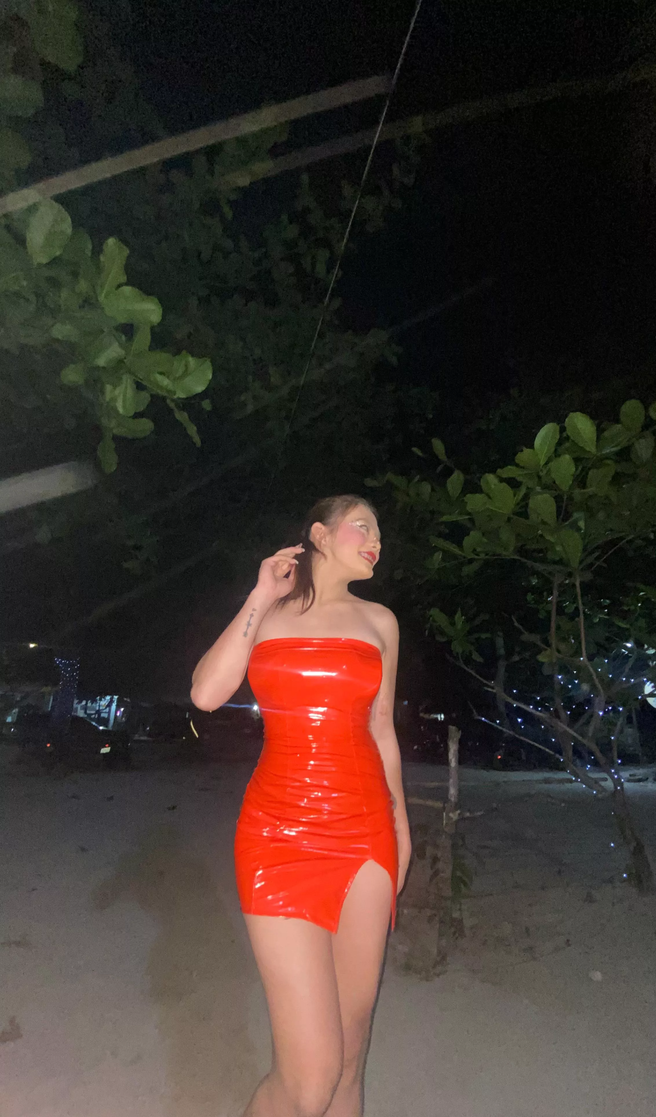 hello everyoneee ❤️ posted by RazzmatazzPlane8990