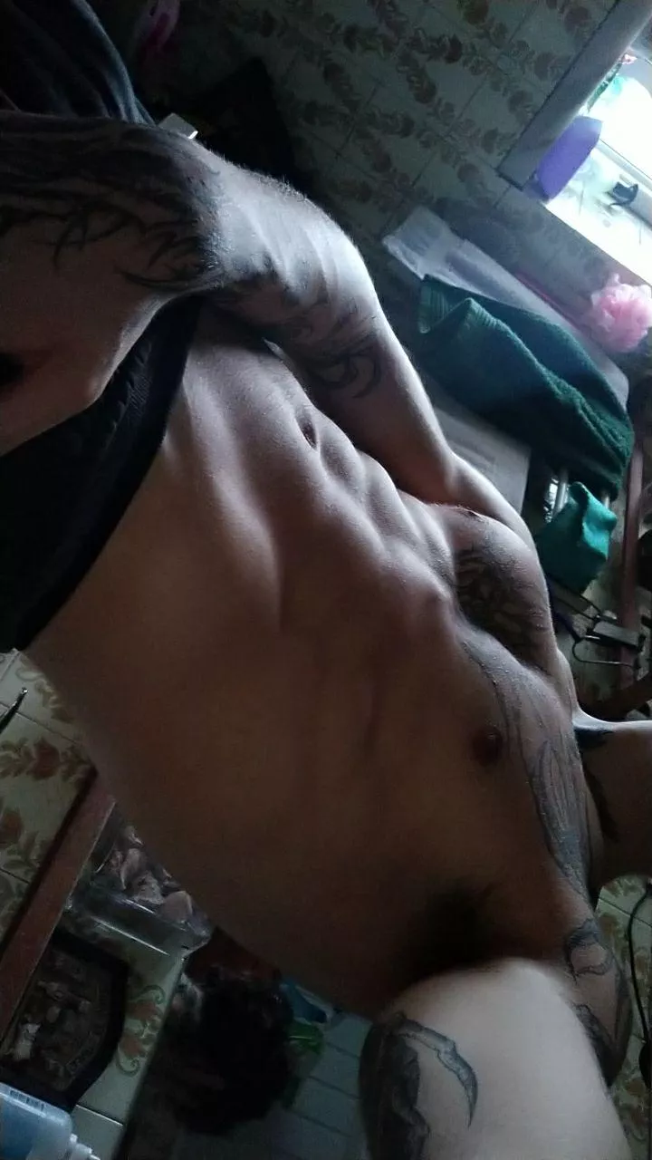 hello 😴 posted by pacpori