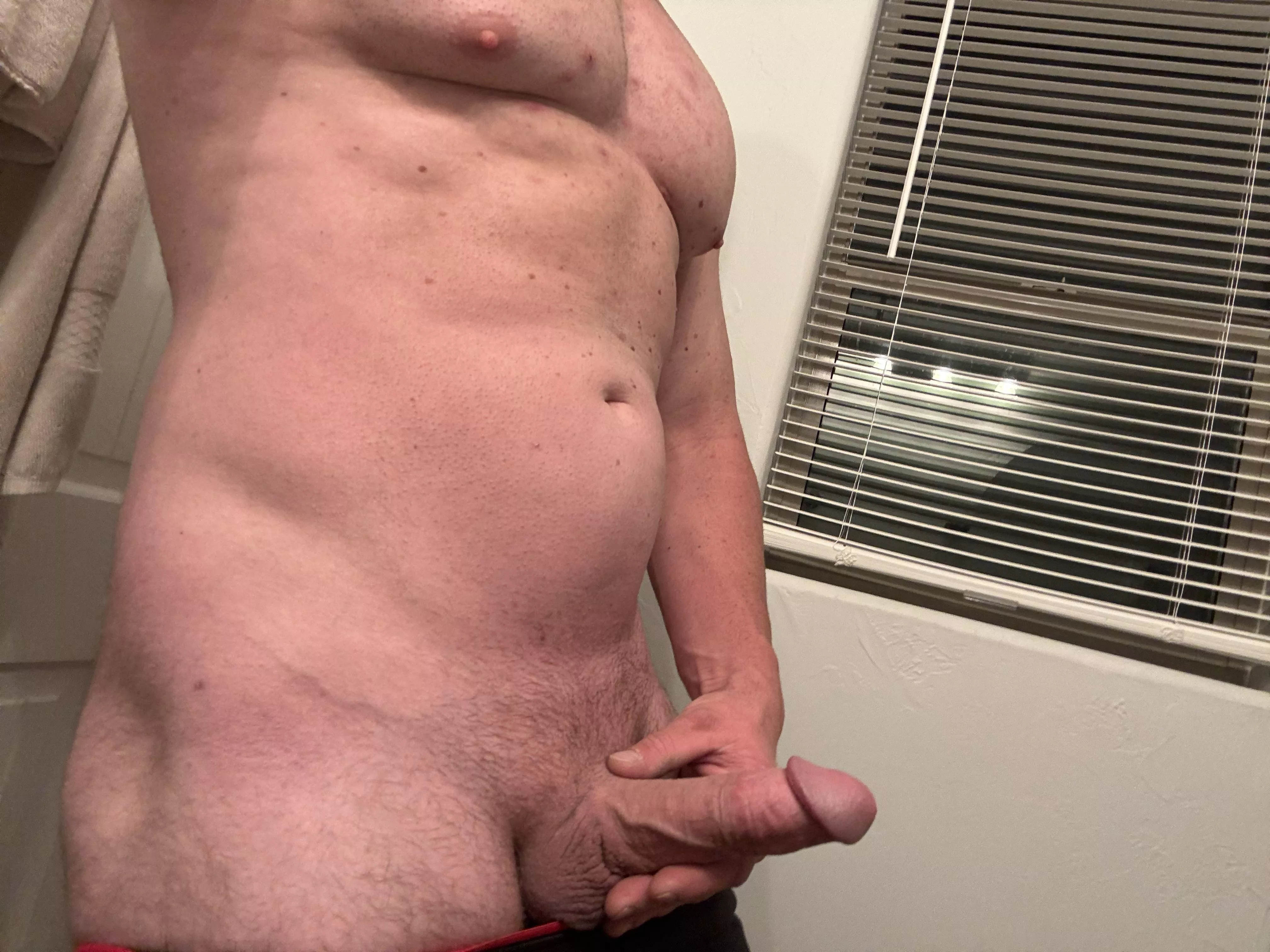 Hope your night is going well[35] posted by Weak_Material399