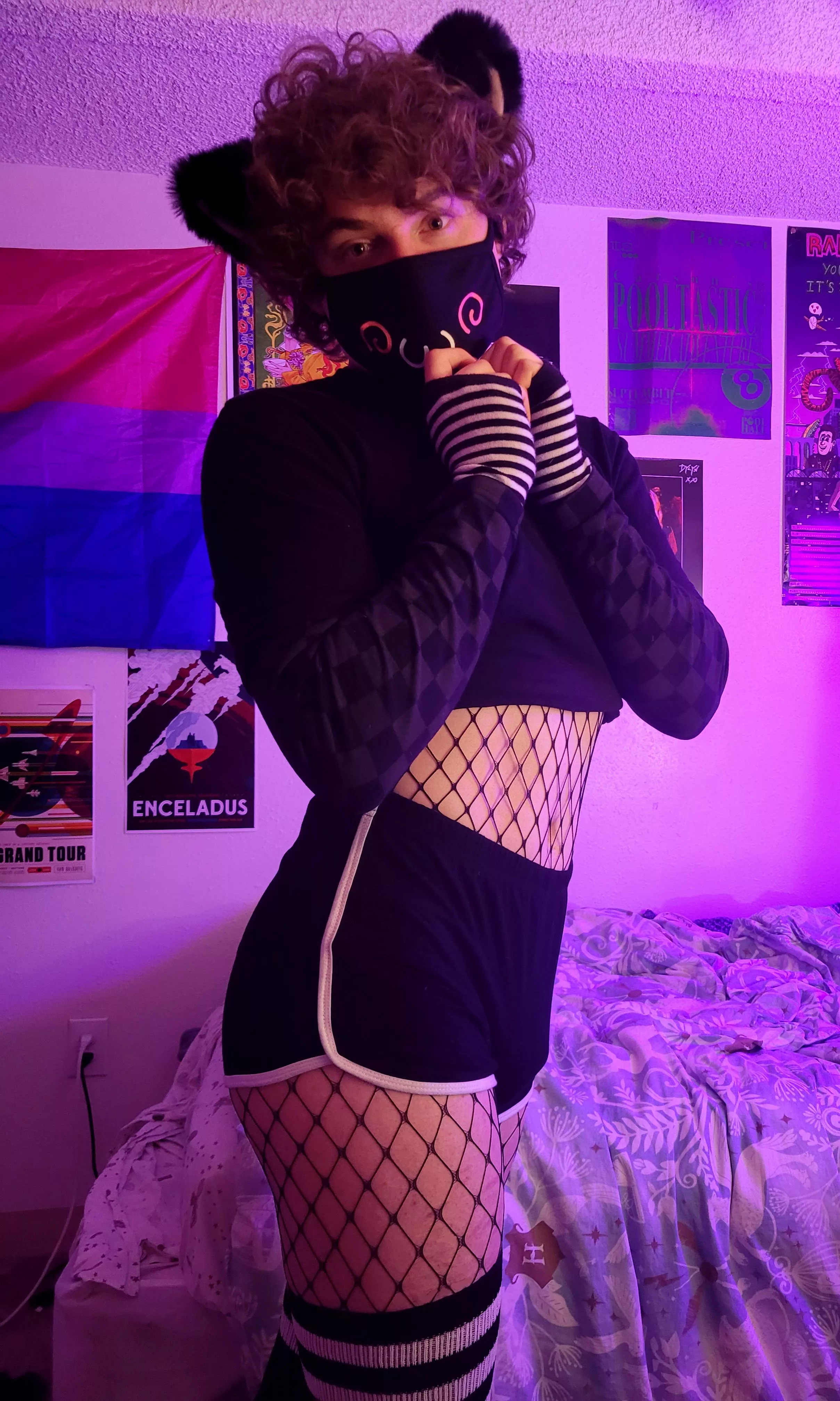 How I dress for my unending search for headpats posted by OneSchmeanBean