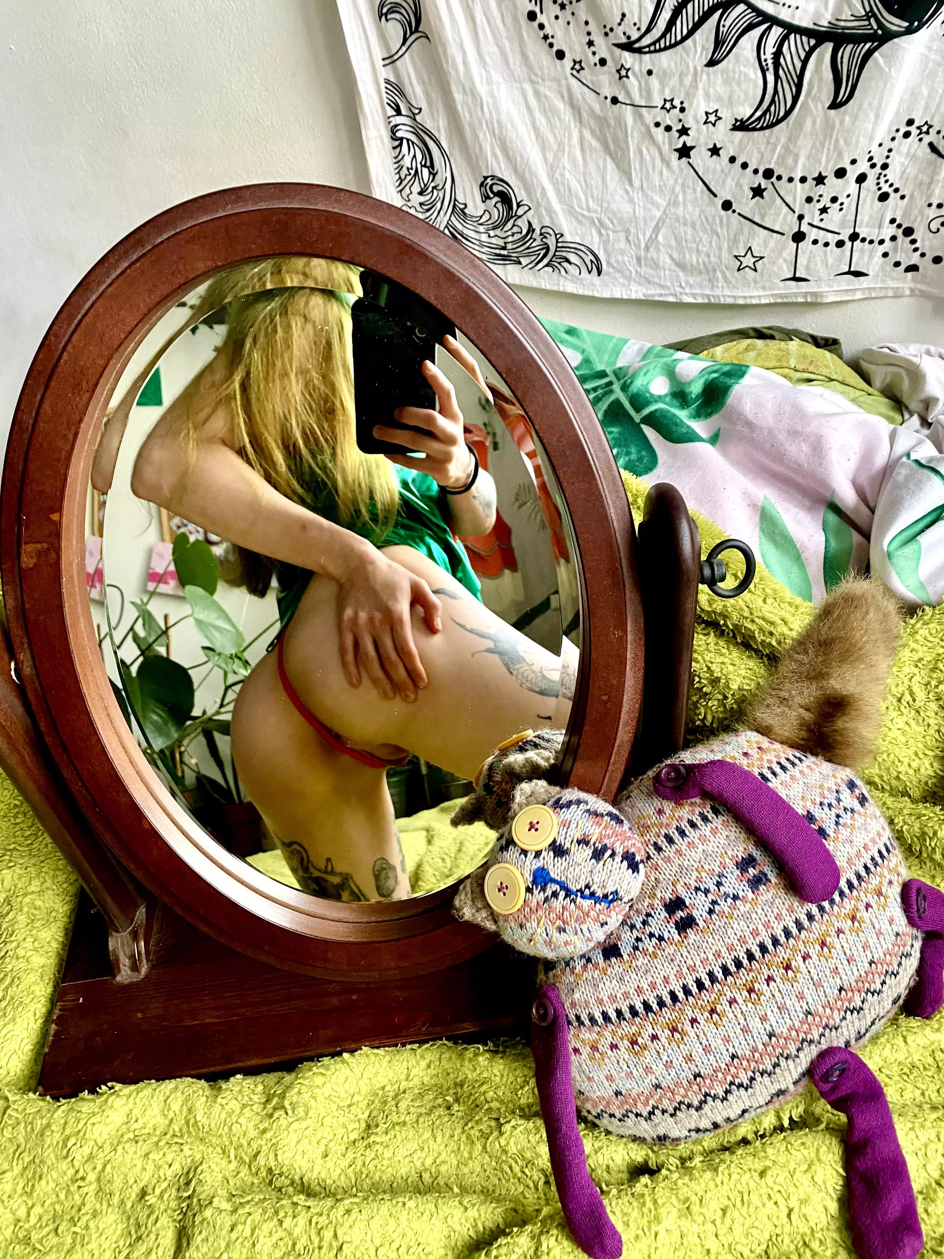 how many of you are into thick 19yo? posted by kakleca