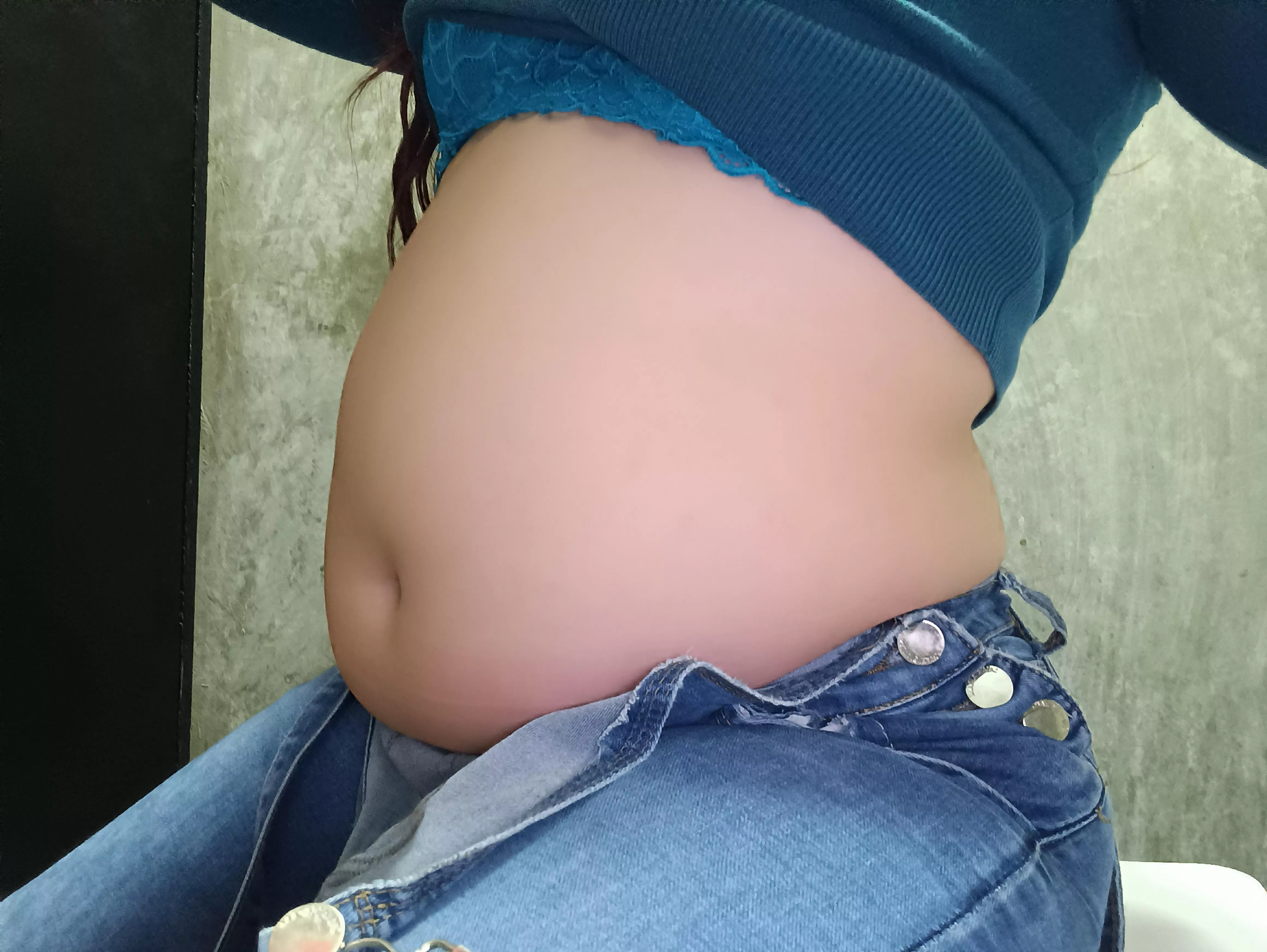 I hope this fat spreads everywhere 🥵😊 posted by ivanelysS