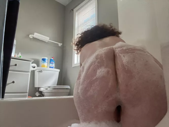 I need a scrub daddy/mommy to come scrub me 😉 by redheadbeauty110