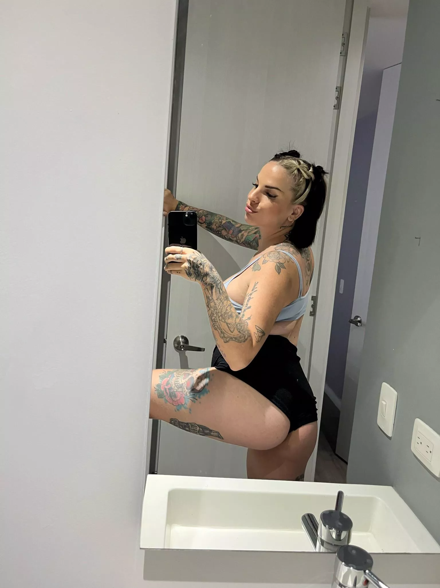 If i am a 10/10 with this clothes on then what would i be if i took it all off? posted by ottaviia