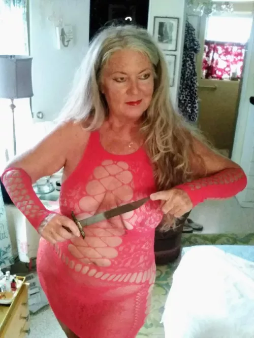 I'm a fan of red anything by Able_Big_1555