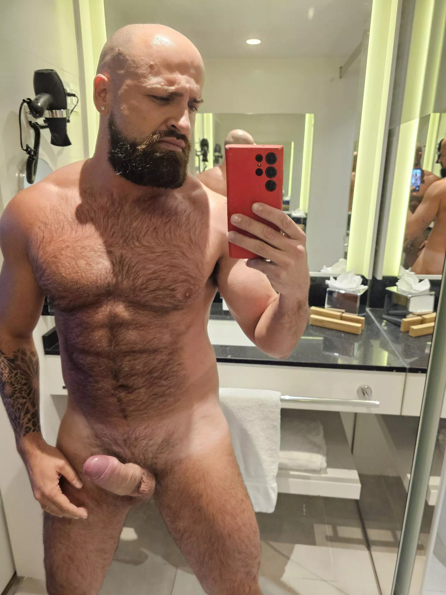 I'm waiting for you  posted by VIKINGOBCN