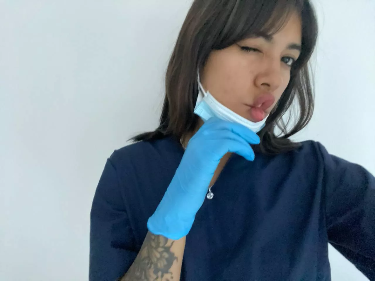 Let me examine your c0ck with my mouth posted by Lia_start