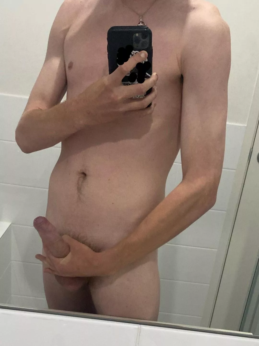 looking for cute bottoms :) posted by Hefty-Transition-622