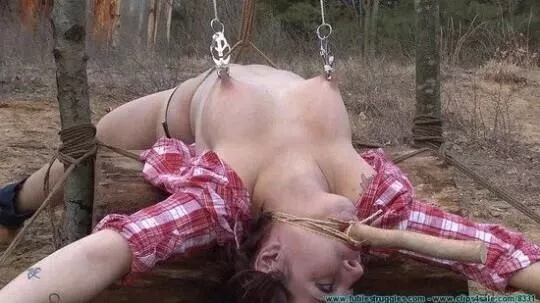 loving her kink posted by Mundane-Employer-719