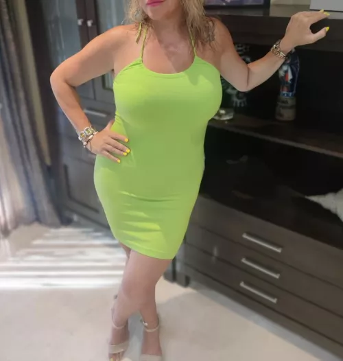 Milf 49yo (f) by missjonner74